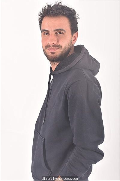 Erkek Oyuncular Adayımız Mehmet