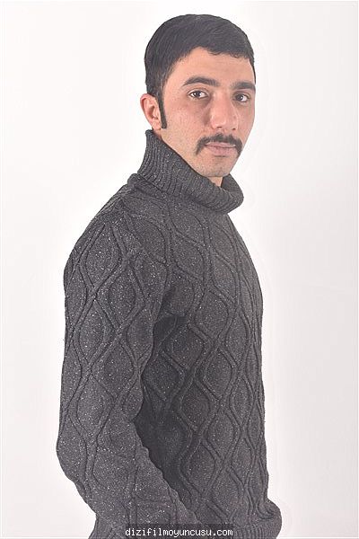 Erkek Oyuncular Adayımız Mustafa