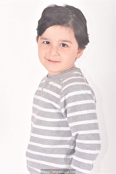 Çocuk Oyuncular Adayımız Yiğit