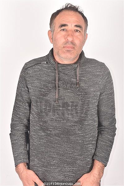 Erkek Oyuncular Adayımız Mehmet