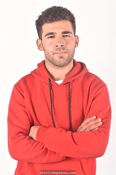 Erkek Oyuncular Adayımız Mehmet