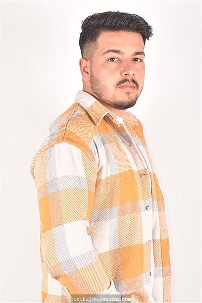 Erkek Oyuncular Adayımız Emre