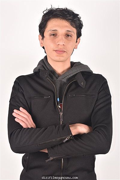 Erkek Oyuncular Adayımız Erdi