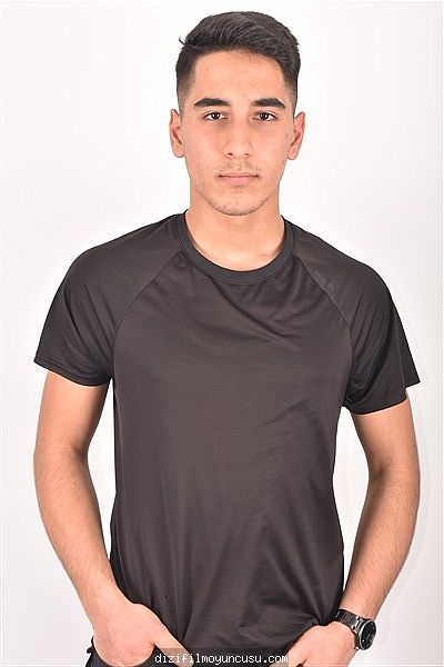 Erkek Oyuncular Adayımız Mehmet