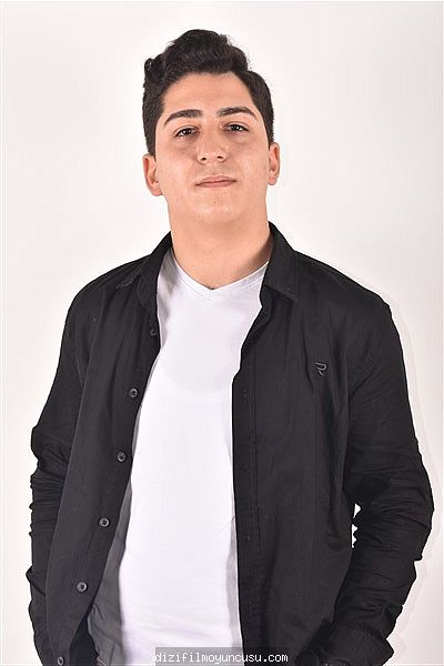 Erkek Oyuncular Adayımız Deniz