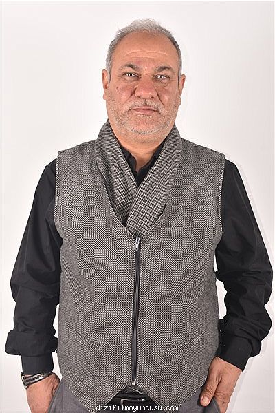 Erkek Oyuncular Adayımız Mehmet