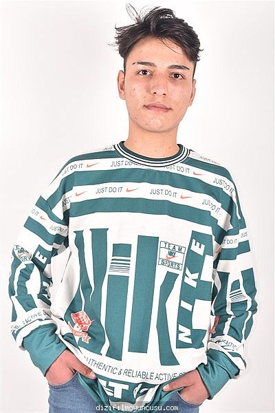 Erkek Oyuncular Adayımız Halit