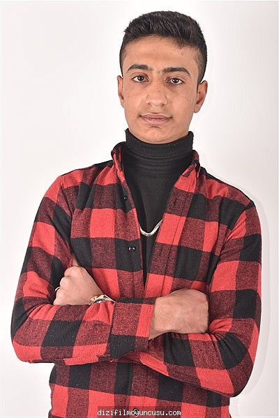 Erkek Oyuncular Adayımız İsmail