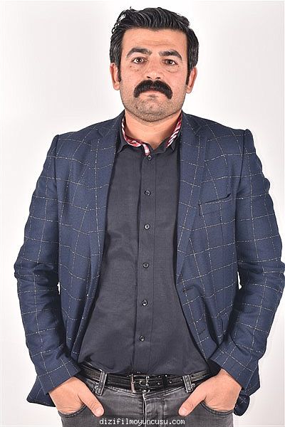 Erkek Oyuncular Adayımız Mehmet