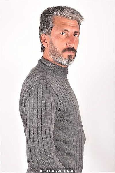 Erkek Oyuncular Adayımız Mustafa