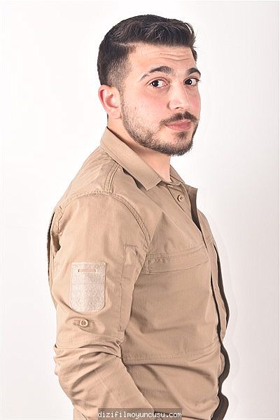 Erkek Oyuncular Adayımız Mustafa