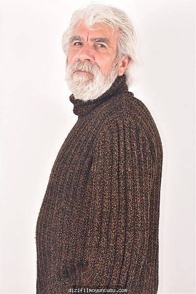 Erkek Oyuncular Adayımız Ahmet
