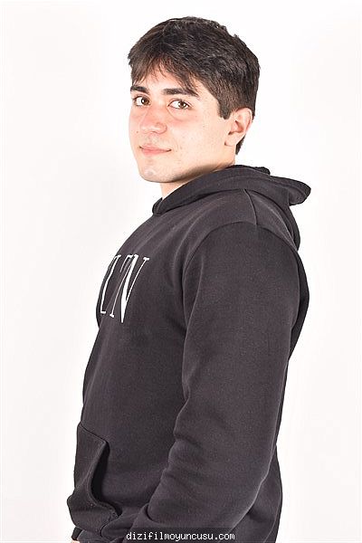 Erkek Oyuncular Adayımız Cenk