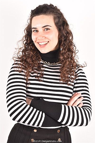 Kadın Oyuncular Adayımız Ceren