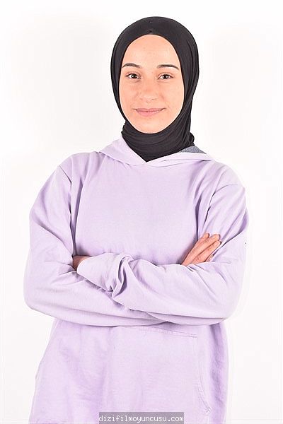 Kadın Oyuncular Adayımız Dilara
