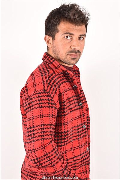 Erkek Oyuncular Adayımız İsmail
