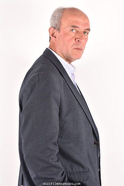 Erkek Oyuncular Adayımız Mustafa