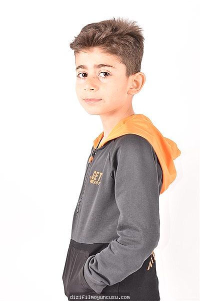 Çocuk Oyuncular Adayımız Nesih