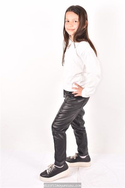 İzmir Cast Ajans Nevin 78803