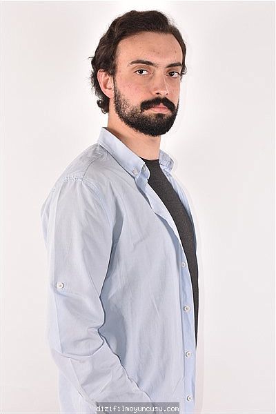 Erkek Oyuncular Adayımız Hüseyin