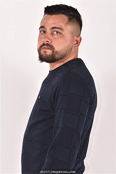 Erkek Oyuncular Adayımız Metin