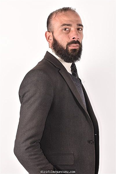 Erkek Oyuncular Adayımız Mustafa