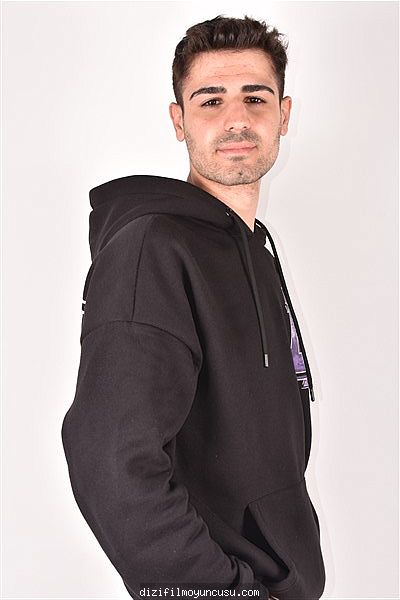 Erkek Oyuncular Adayımız Servet