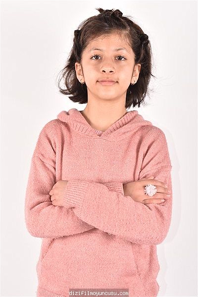 Çocuk Oyuncular Adayımız Hosna