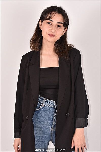 Kadın Oyuncular Adayımız Yasemin