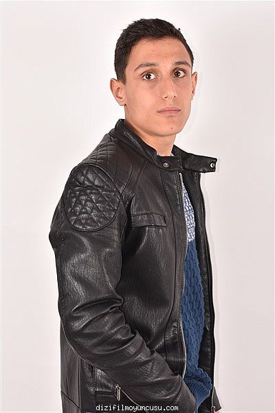 Erkek Oyuncular Adayımız Halit