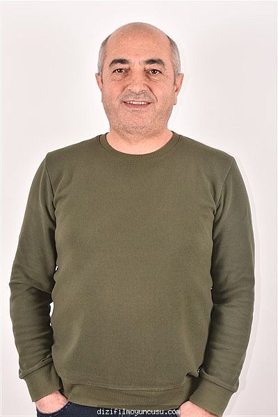 Erkek Oyuncular Adayımız İsmet