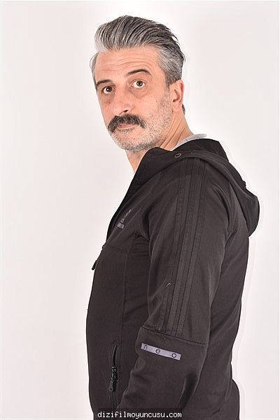 Erkek Oyuncular Adayımız Serdar