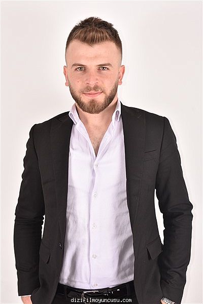 Erkek Oyuncular Adayımız Suat