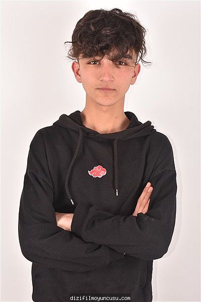Erkek Oyuncular Adayımız Atakan