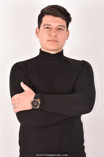 Erkek Oyuncular Adayımız Hüseyin