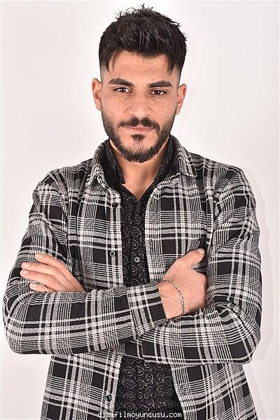 Erkek Oyuncular Adayımız Serkan