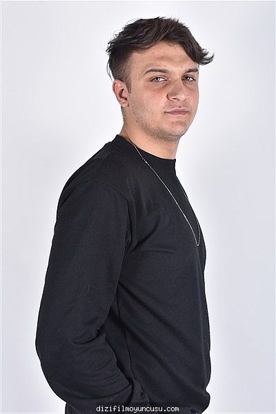 Erkek Oyuncular Adayımız Mehmet