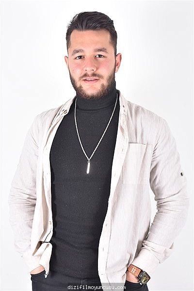 Erkek Oyuncular Adayımız Emre