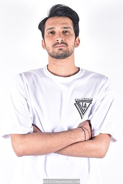 Erkek Oyuncular Adayımız Faruk