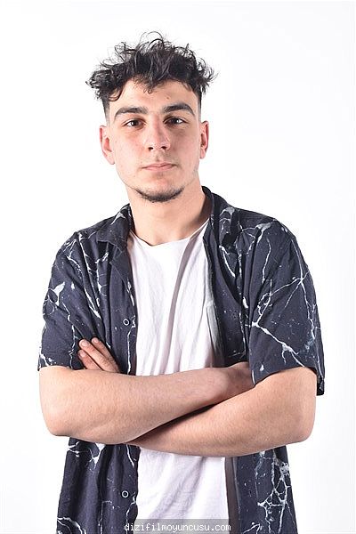Erkek Oyuncular Adayımız Talha