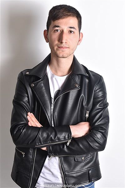 Erkek Oyuncular Adayımız Halil