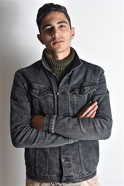 Erkek Oyuncular Adayımız Oktay