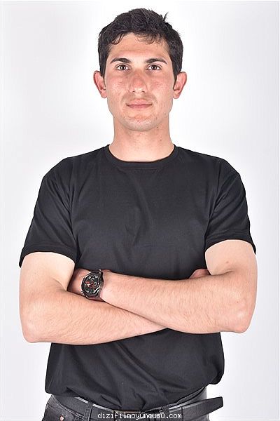 Erkek Oyuncular Adayımız Emre