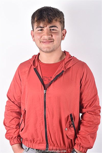 Erkek Oyuncular Adayımız Batuhan