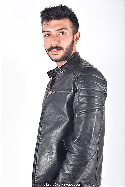 Erkek Oyuncular Adayımız Onur