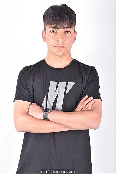 Erkek Oyuncular Adayımız Okan