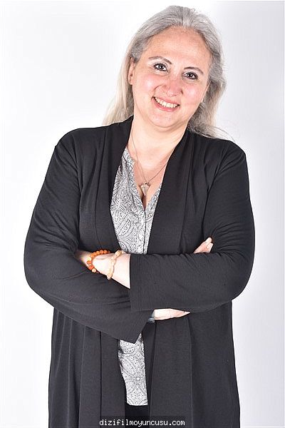 Kadın Oyuncular Adayımız Zuhal