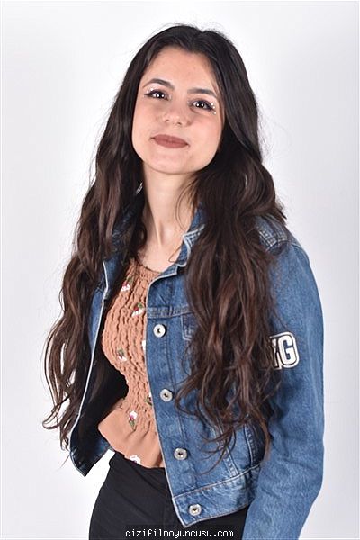 Kadın Oyuncular Adayımız Ceren