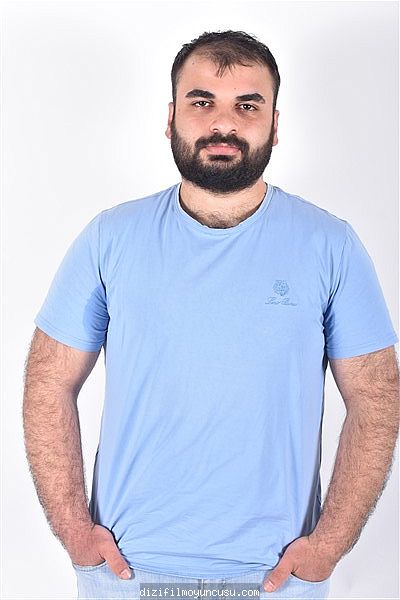 Erkek Oyuncular Adayımız Mustafa