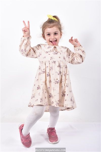 Bursa Cast Ajans Sara 84904